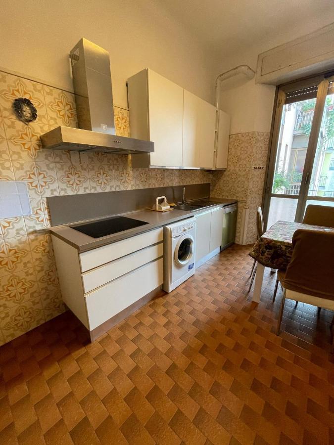 Hostel Corner 32 Milano Eksteriør billede